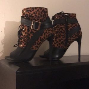 Ankle boots